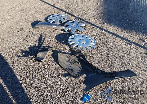 2017 Hyundai Elantra Se из США, поврежденный, VIN KMHD74LF7HU100942